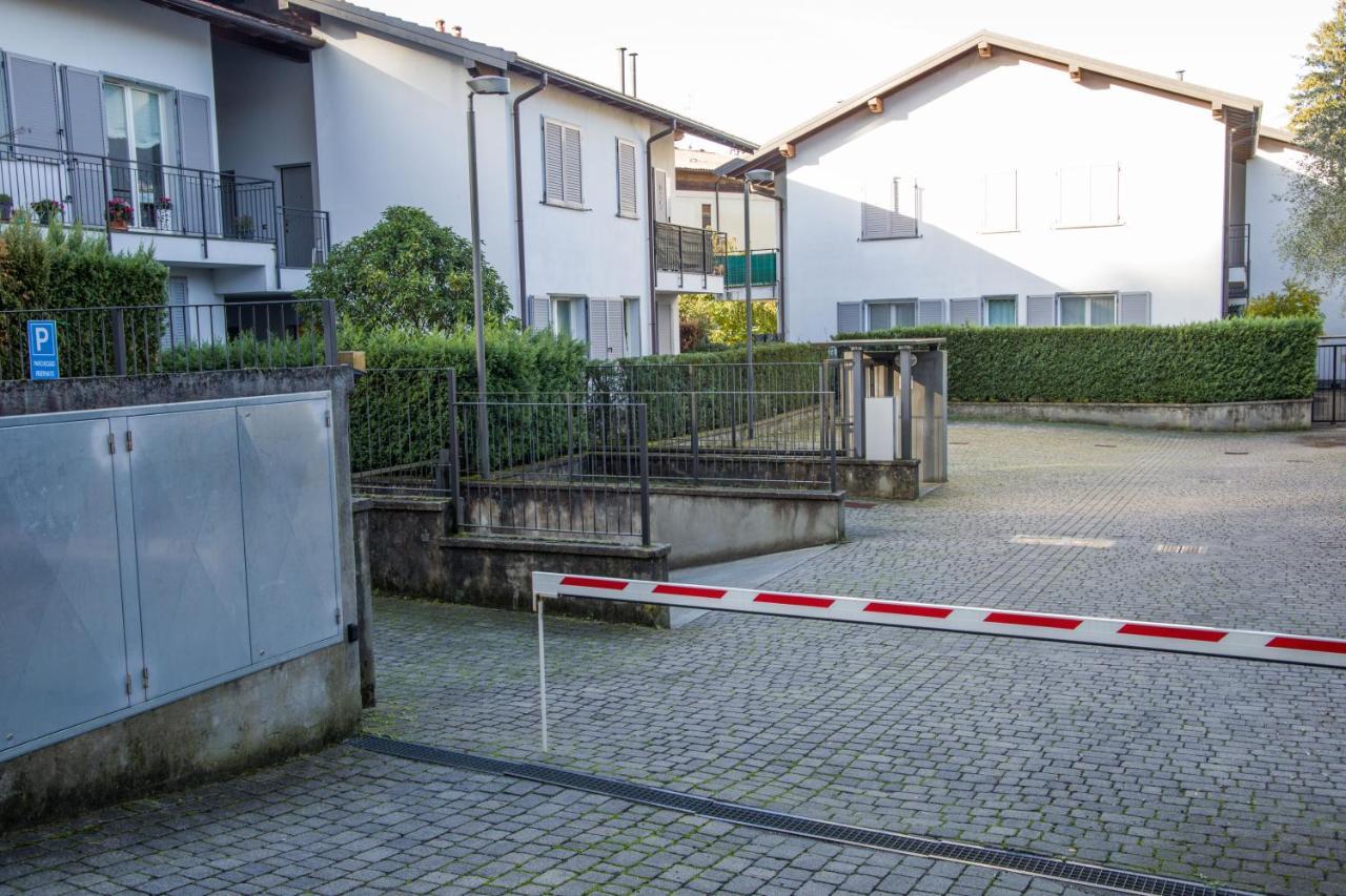 Appartamento Con Giardino E Parcheggio Privato เบลลาโจ ภายนอก รูปภาพ