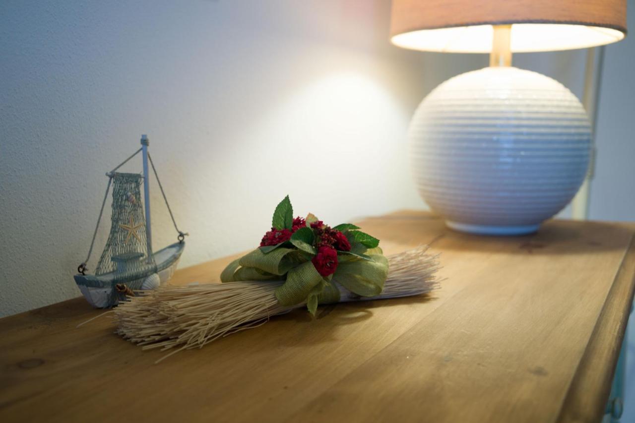 Appartamento Con Giardino E Parcheggio Privato เบลลาโจ ภายนอก รูปภาพ