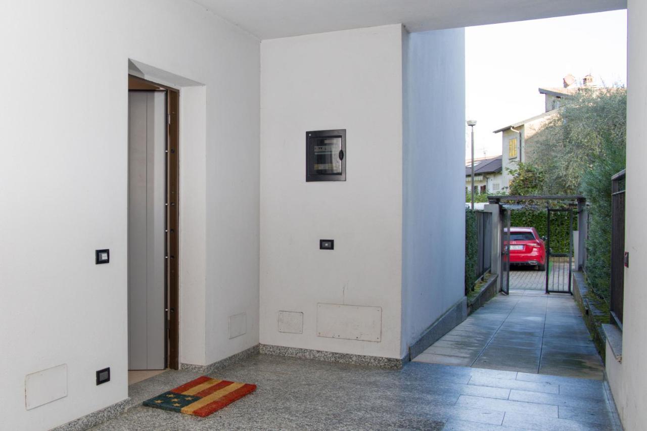 Appartamento Con Giardino E Parcheggio Privato เบลลาโจ ภายนอก รูปภาพ