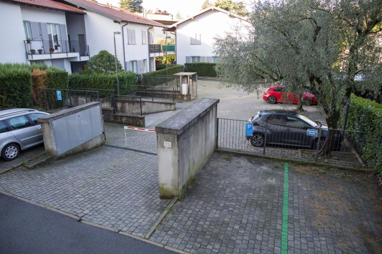 Appartamento Con Giardino E Parcheggio Privato เบลลาโจ ภายนอก รูปภาพ