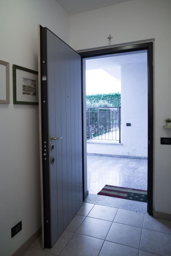 Appartamento Con Giardino E Parcheggio Privato เบลลาโจ ภายนอก รูปภาพ